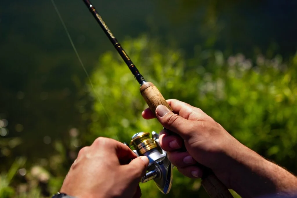 Best Ultralight Spinning Reel For Hiking And Camping