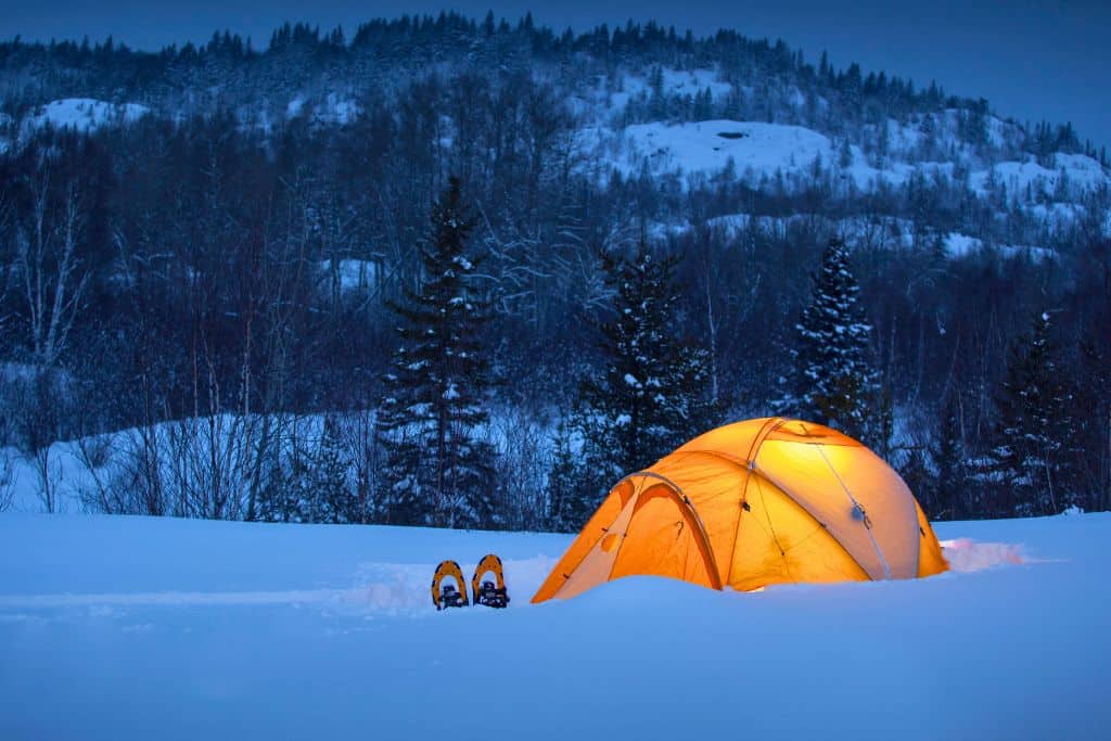15 Tips For Staying Warm While Winter Camping